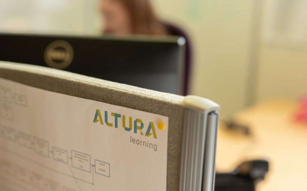 Authoring Courses With Bridge Guide |Altura Computer